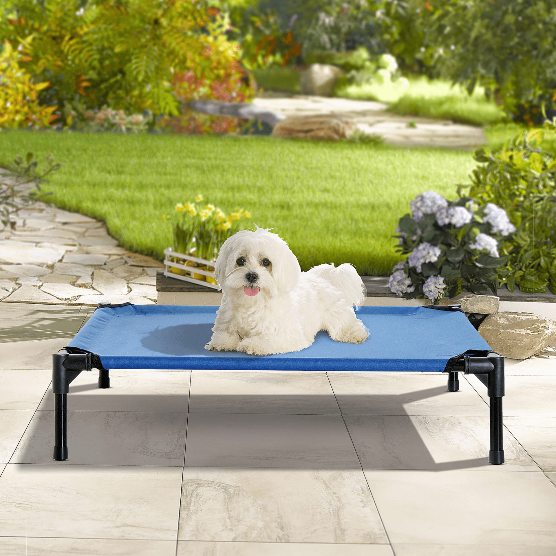 Elevated Dog Bed Medium Blue - Portable Pet Cot, Give your pet comfort with this durable, portable elevated dog bed. Ideal for indoor and outdoor adventures. Made from high-density 600D oxford fabric.