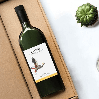 White Letterbox Wine Pavoña - Eco-Friendly, Convenient, Perfect gift for any occasion - This eco-friendly 75cl Sauvignon Blanc bottle fits through the letterbox for easy delivery.