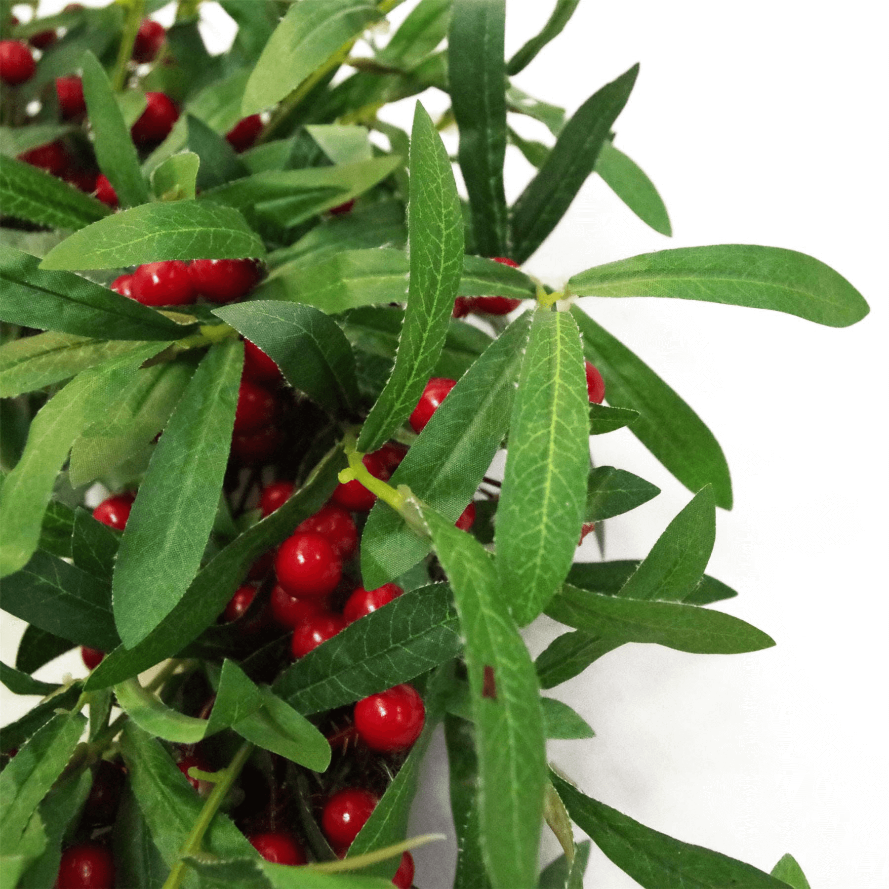 Christmas Mistletoe Red Berry Wreath 24 Inch, Elevate holiday decor with our 24