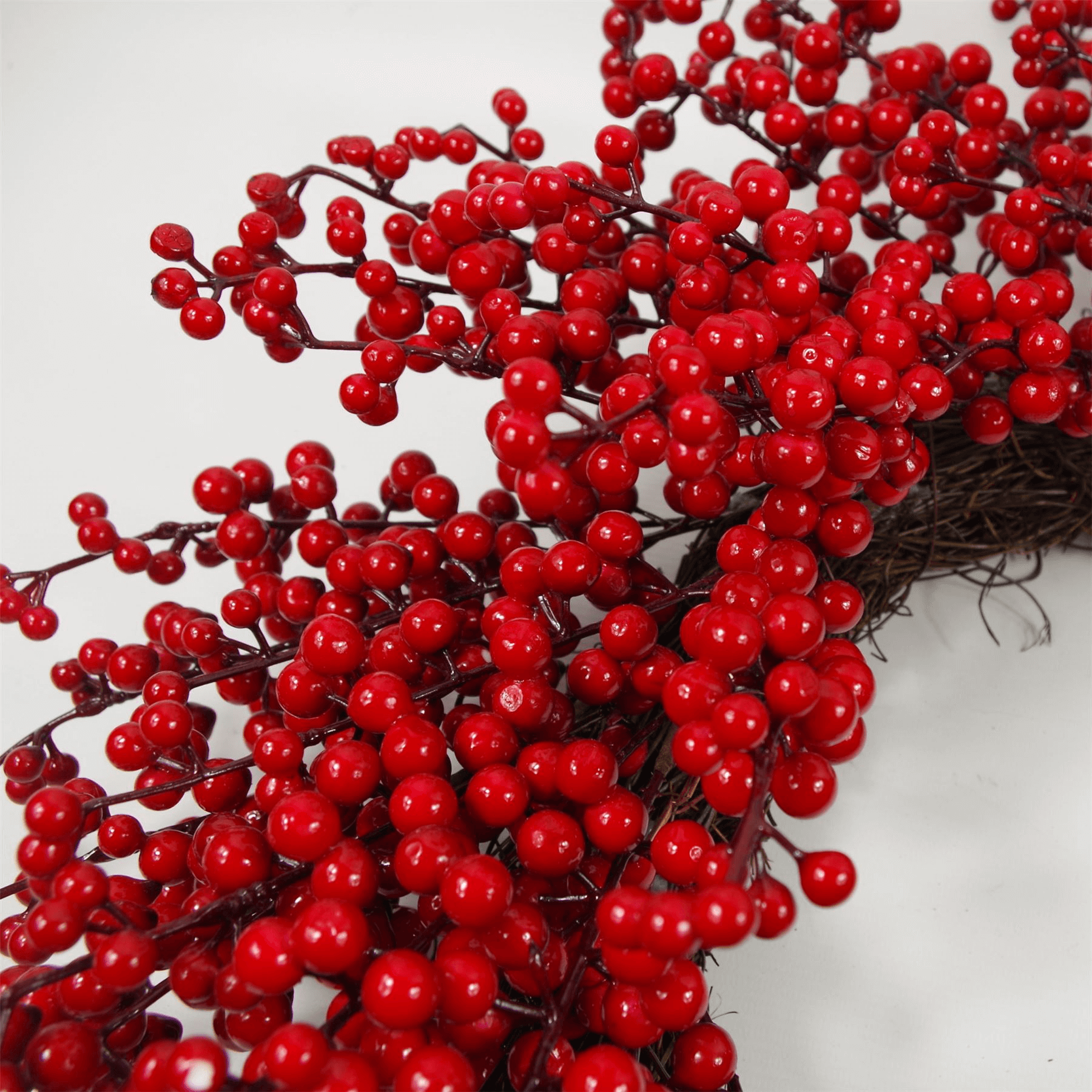 Elegant Christmas Red Berry Wreath - 60cm Luxury Decor, Adorn your home with our 60cm Christmas Red Berry Wreath. No-maintenance, durable, and perfect for a festive, elegant touch.