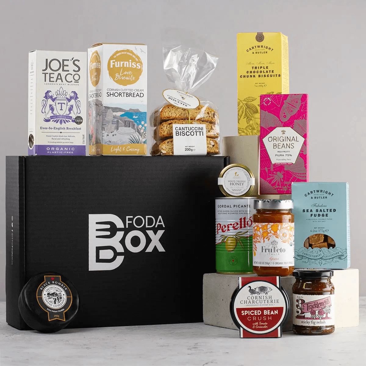 Indulgent Food Hamper for Dad - Father's Day Gift, Treat Dad to a gourmet delight with our Father's Day Food Hamper. Handpicked artisan treats, from creamy Black Bomber Cheese to more. Perfect gift!