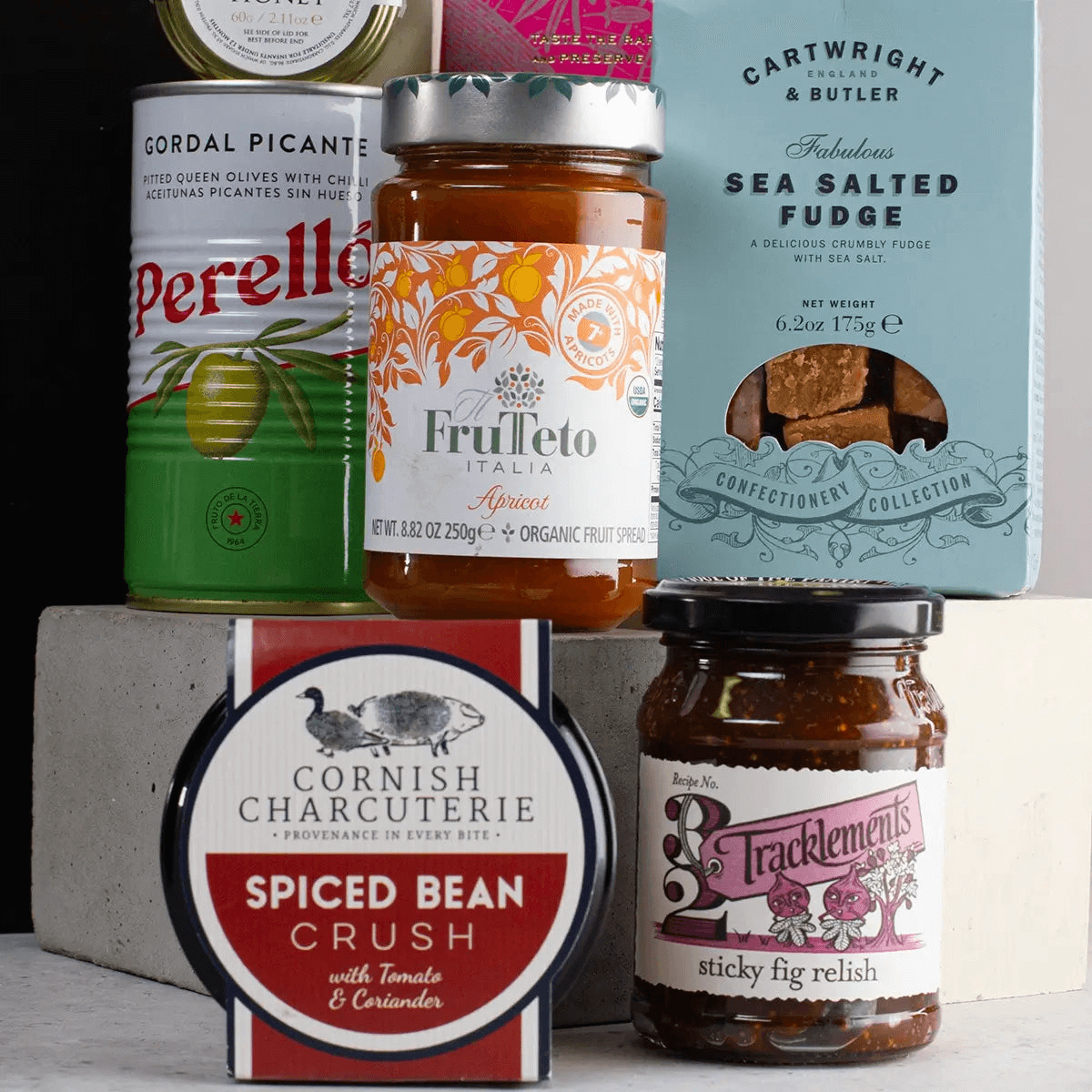 Indulgent Food Hamper for Dad - Father's Day Gift, Treat Dad to a gourmet delight with our Father's Day Food Hamper. Handpicked artisan treats, from creamy Black Bomber Cheese to more. Perfect gift!