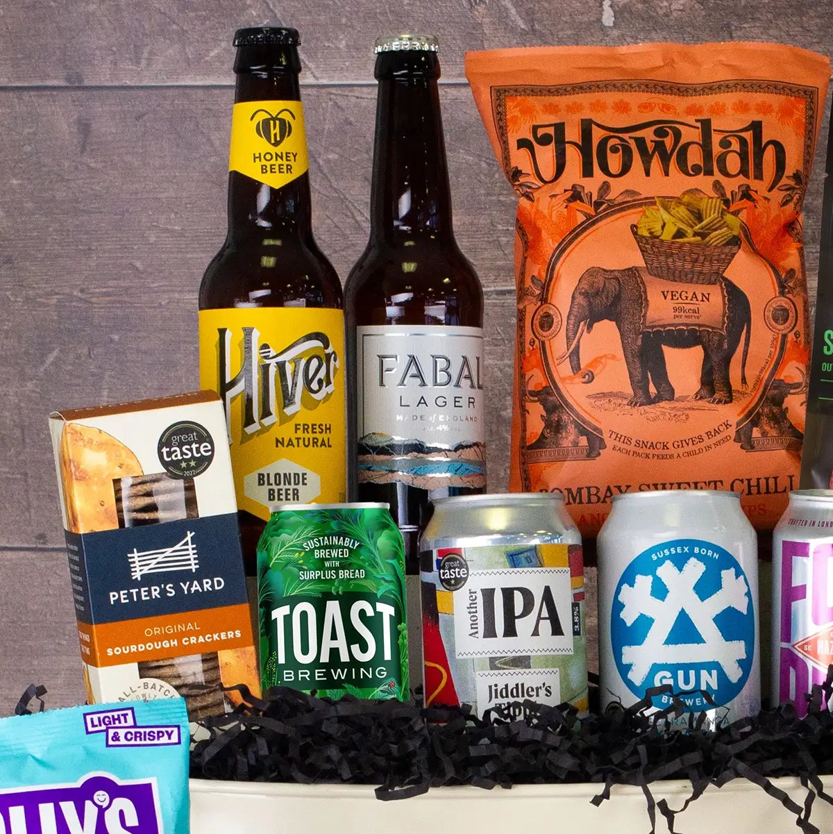 Supersized Beer and Snacks Gift – Ideal for Craft Beer Enthusiasts, Gatherings, and Celebrations